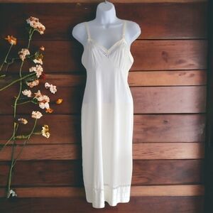 Lorraine Vintage White Slip Dress Lace Detail Size 34 Tall